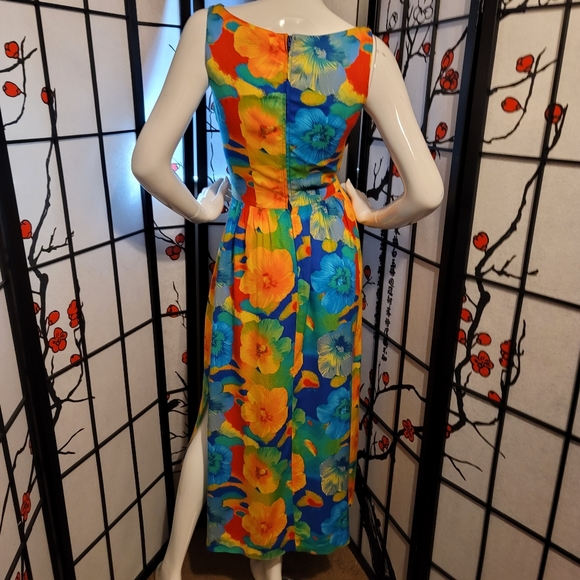 K.C. SPENCER NEW YORK  LADIES MAXI HAWAIIAN FLORAL DRESS/FRONT TIE SIZE 6 - Picture 6 of 16